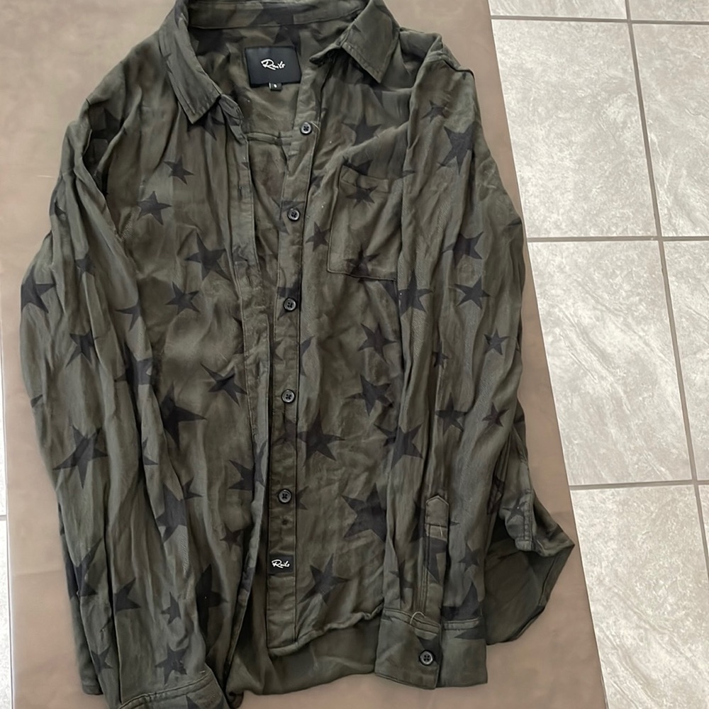 Rails Button Down